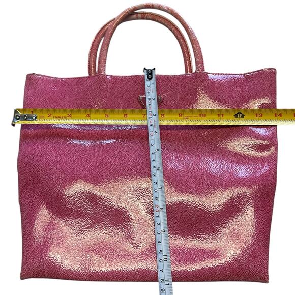 Guess Handbag Pink Barbiecore Classic Everyday Bag Womens Purse - Picture 4 of 7